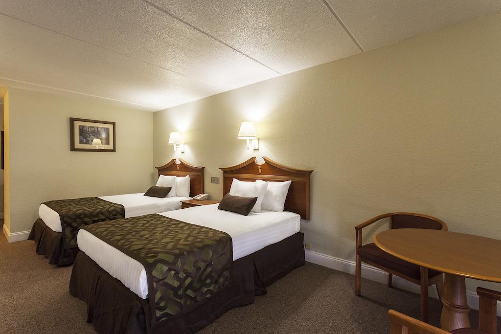 Four Seasons Motor Lodge Gatlinburg Room photo